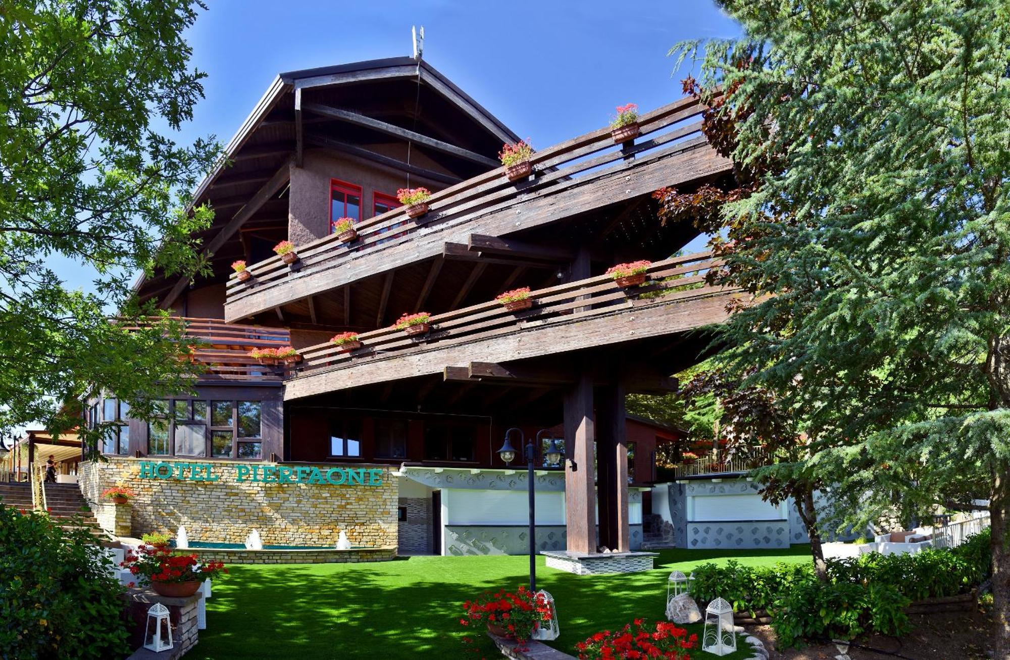 Hotel Pierfaone Abriola Екстер'єр фото